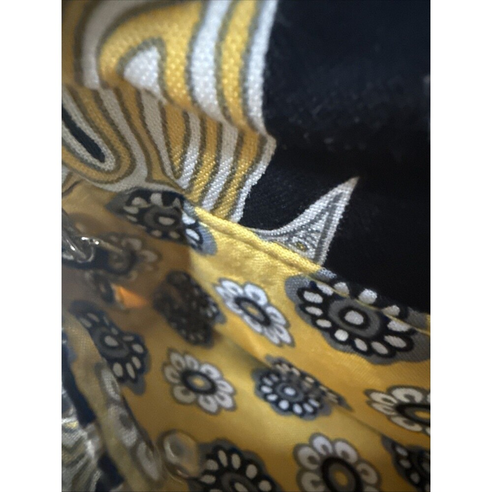 VERA BRADLEY POCKET WALLET YELLOW BIRD 6 X 4 Inch Magnet Close Clear ID Coin - Picture 5 of 7